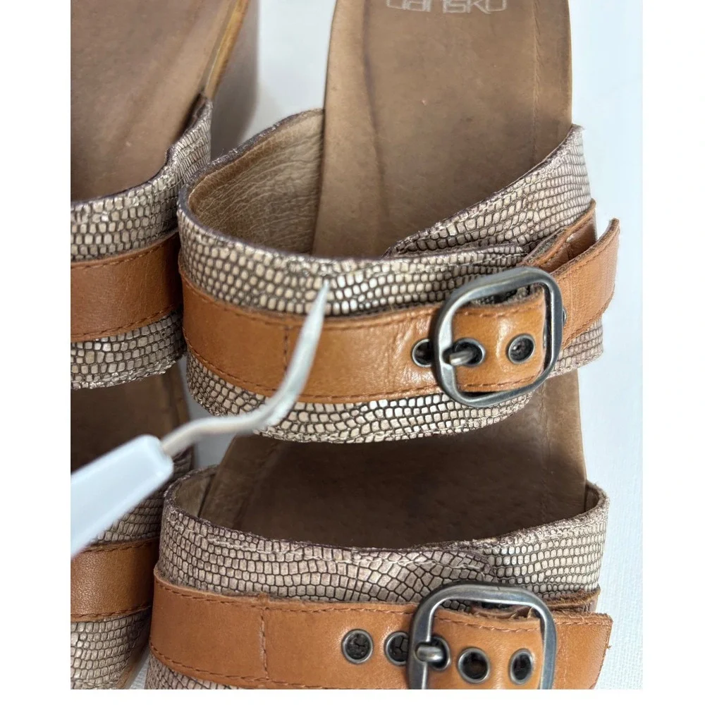 Dansko Women 39 Brown Snake Print Leather Buckle Platform Wedge Slide Sandals